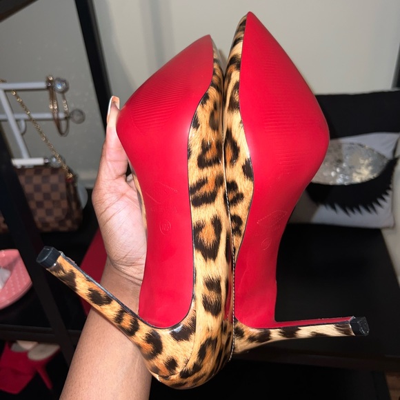 Leopard Pumps w/ Red Bottoms - Vocosi Shoes - Picture 3 of 6